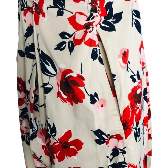 CUE Size 12 Fit Flare Floral Dress with Pockets - NWOT - Picture 12 of 16